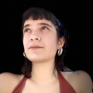 Meet your Posher, Izzy